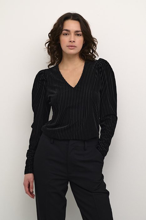 Elegant Blus - Black Deep Cc.