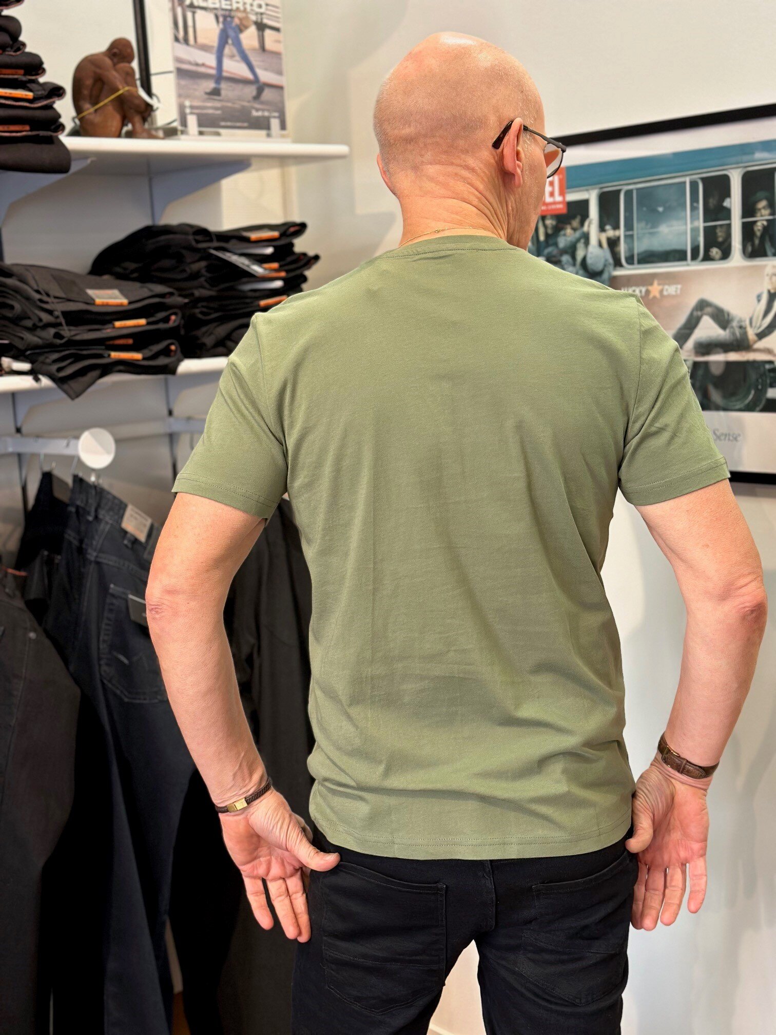  Enfärgad T-shirt - Mercantile Green